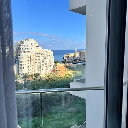 Sliema Settimo Cielo شقة