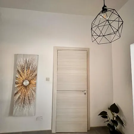 Sliema Settimo Cielo Apartment